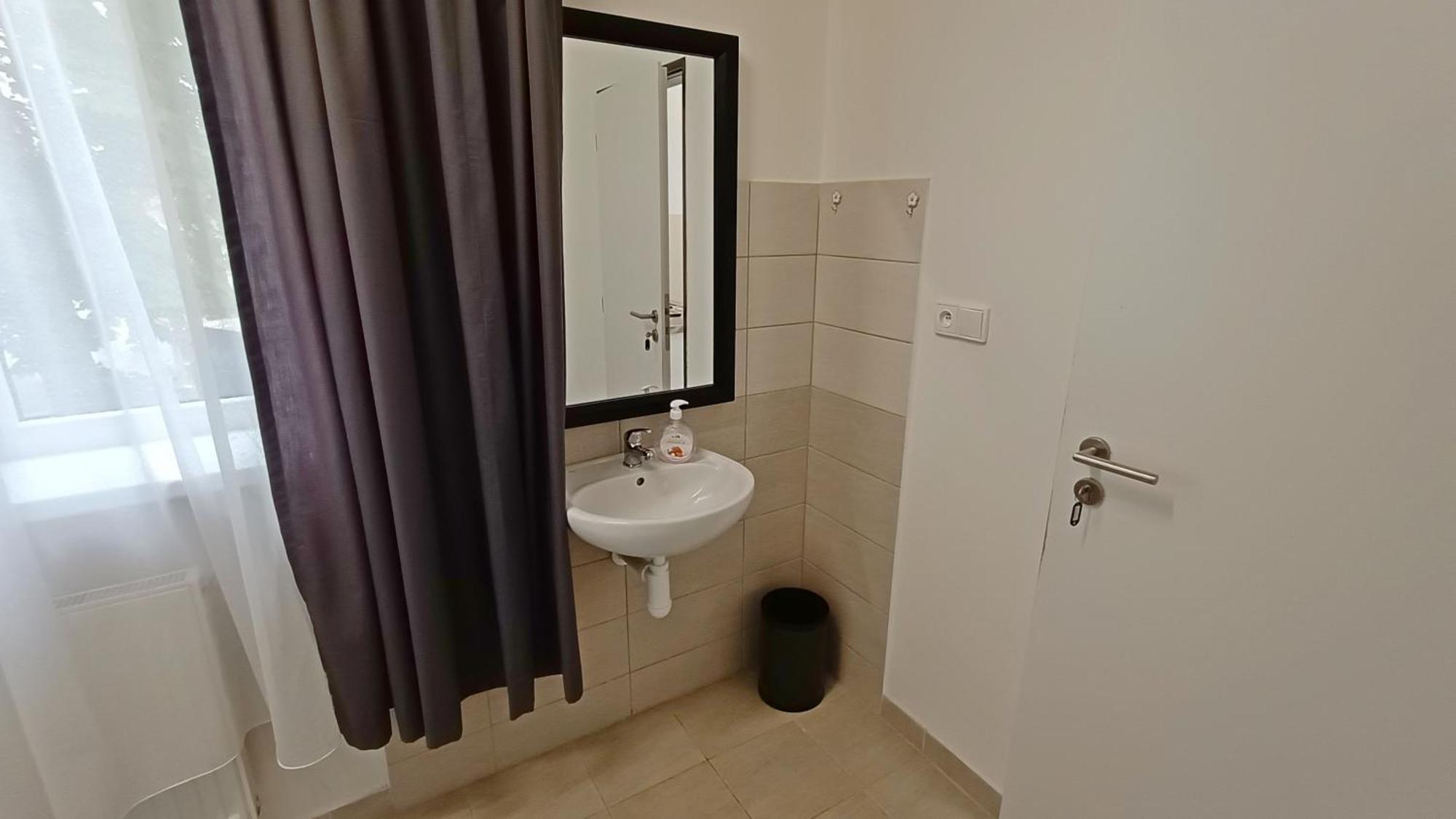 Apartments Gato Karlovy Vary Stara Role Luaran gambar